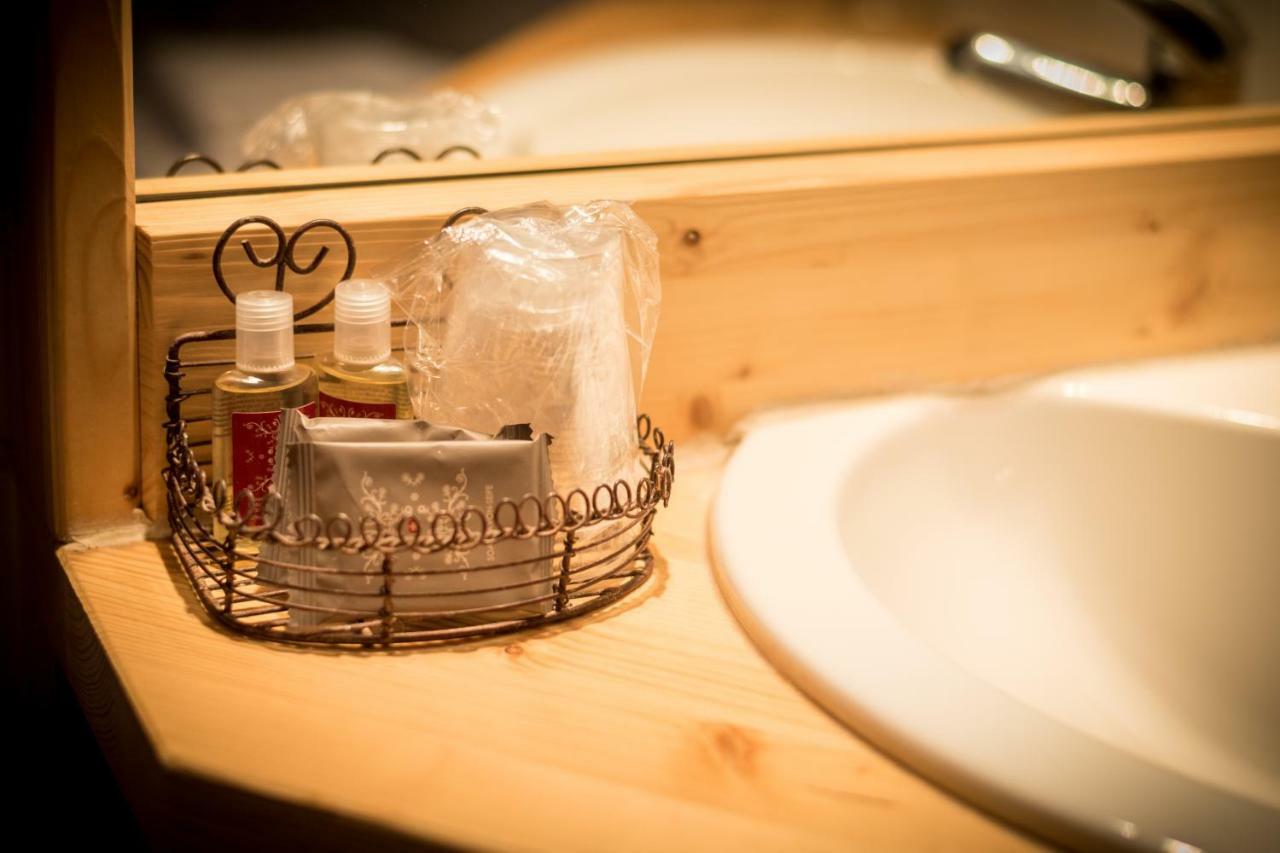 Montana Chalet Hotel & Spa Le Sauze Eksteriør billede